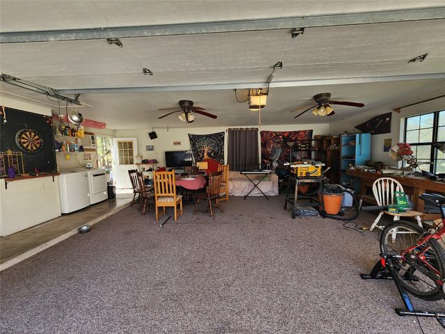 200 Little Barton DR, Dripping Springs, TX 78620