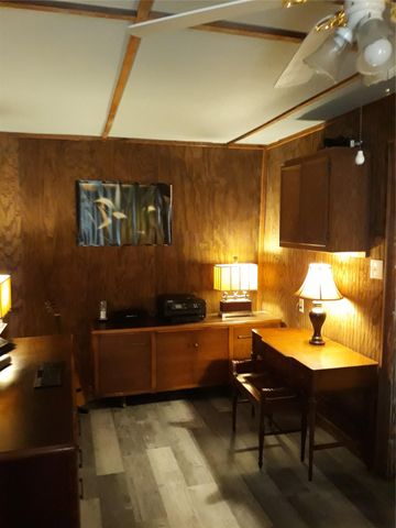 200 Little Barton DR, Dripping Springs, TX 78620