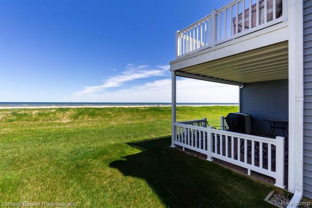 271 Chrysler Road Unit 19, Oscoda, MI 48750