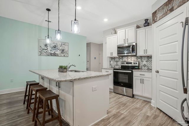 3179 Heritage Oaks Cir, Navarre, FL 32566