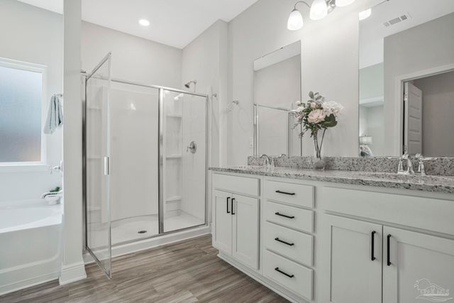 3179 Heritage Oaks Cir, Navarre, FL 32566