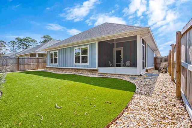 3179 Heritage Oaks Cir, Navarre, FL 32566