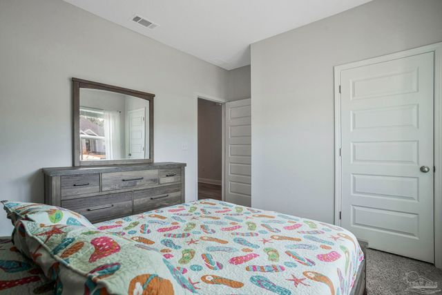 3179 Heritage Oaks Cir, Navarre, FL 32566