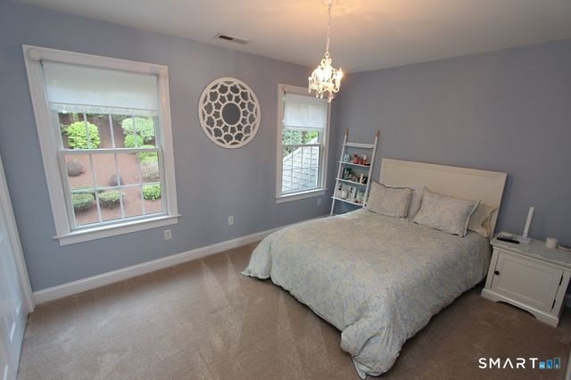 19 Devonshire Court, Avon, CT 06001