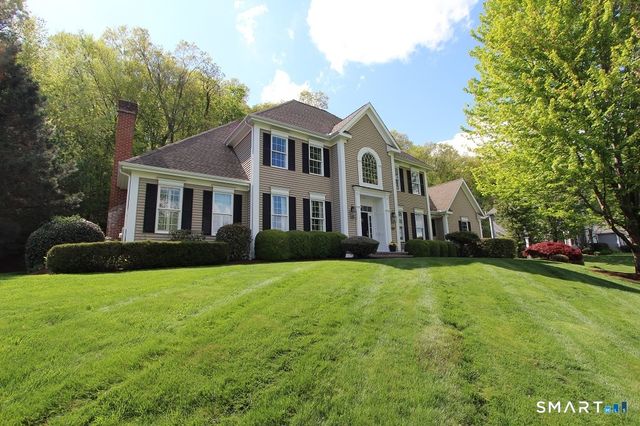 19 Devonshire Court, Avon, CT 06001