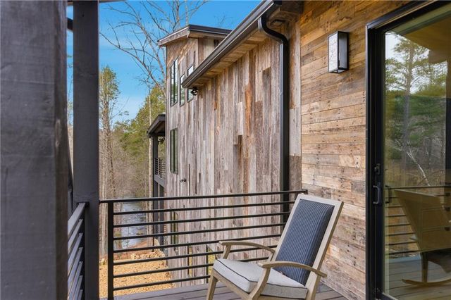 107 Cool Crk Trl, Blue Ridge, GA 30513