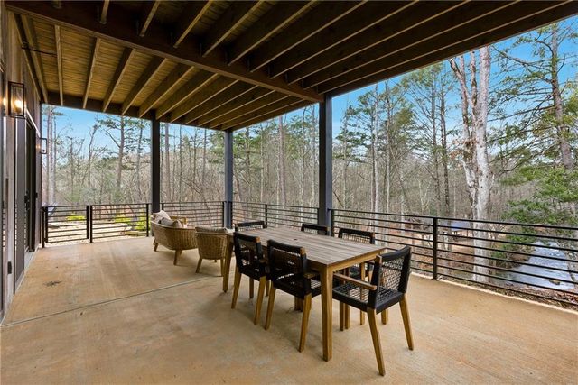 107 Cool Crk Trl, Blue Ridge, GA 30513