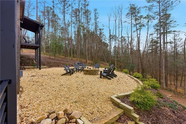 107 Cool Crk Trl, Blue Ridge, GA 30513