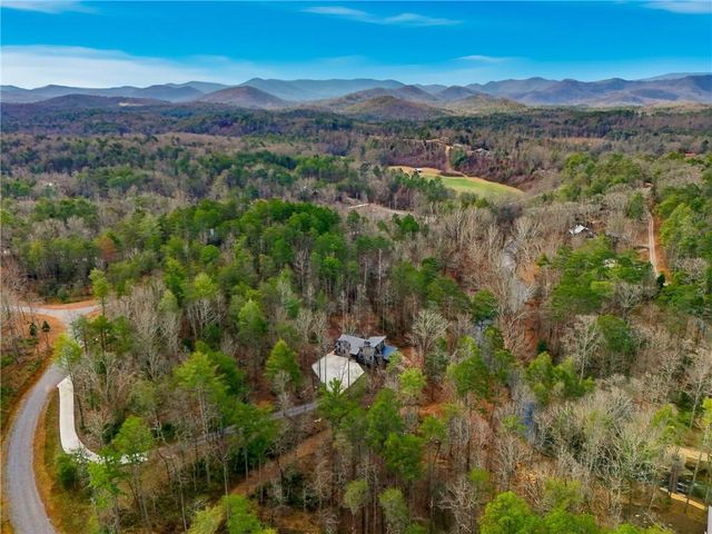 107 Cool Crk Trl, Blue Ridge, GA 30513