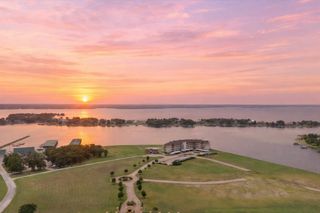 9900 Northshore Boulevard 3105, Corsicana, TX 75109