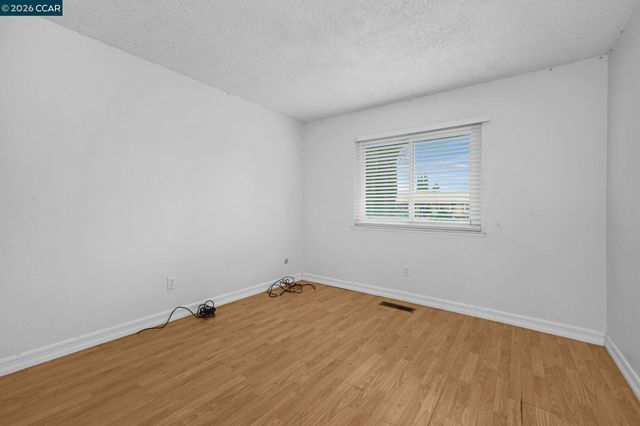 1593 Norine Dr, Pittsburg, CA 94565