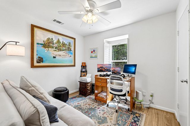 94 Louise ST, Elgin, TX 78621