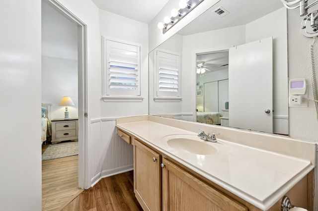 94 Louise ST, Elgin, TX 78621