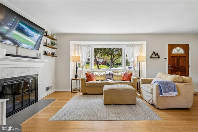 325 N MANCHESTER ST, Arlington, VA 22203