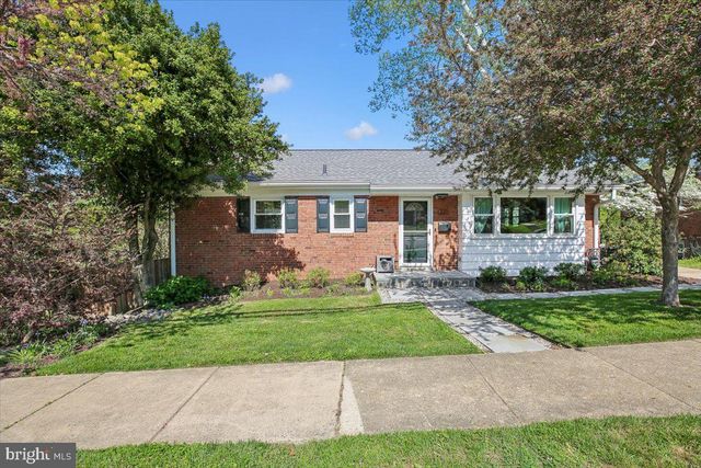 325 N MANCHESTER ST, Arlington, VA 22203