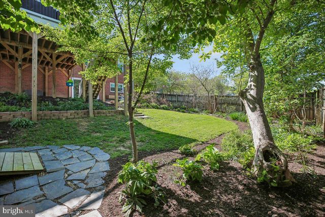 325 N MANCHESTER ST, Arlington, VA 22203