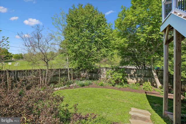 325 N MANCHESTER ST, Arlington, VA 22203