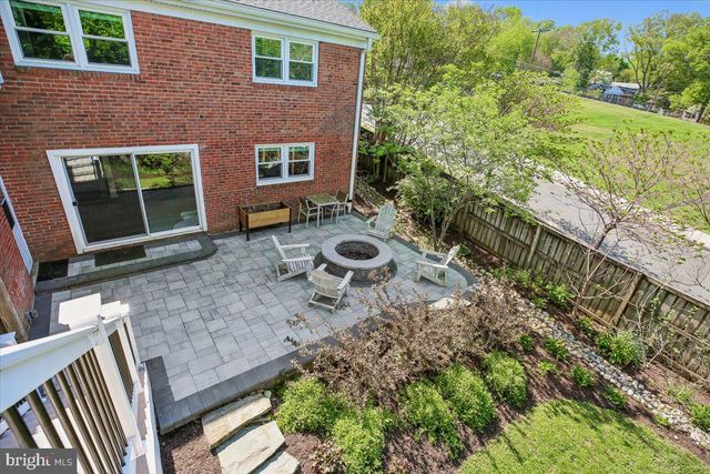 325 N MANCHESTER ST, Arlington, VA 22203