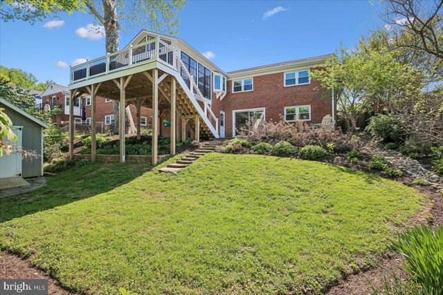 325 N MANCHESTER ST, Arlington, VA 22203
