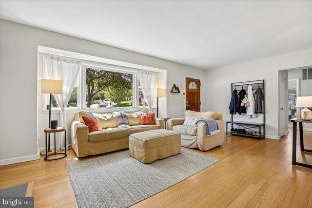 325 N MANCHESTER ST, Arlington, VA 22203