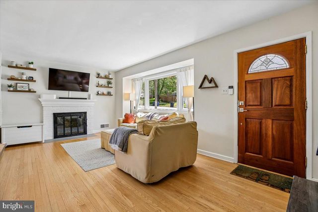 325 N MANCHESTER ST, Arlington, VA 22203