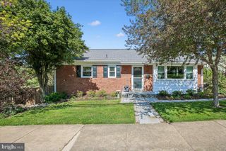 325 N MANCHESTER ST, Arlington, VA 22203