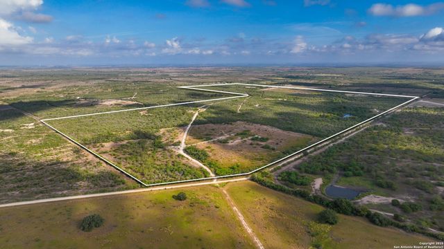 12937 FM 743, Kenedy, TX 78119