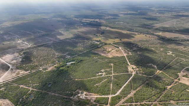 12937 FM 743, Kenedy, TX 78119