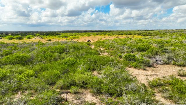 12937 FM 743, Kenedy, TX 78119