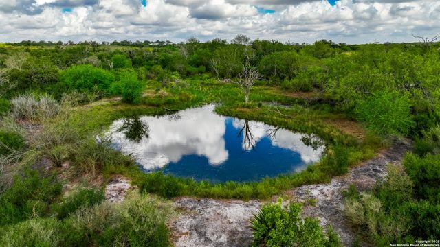 12937 FM 743, Kenedy, TX 78119