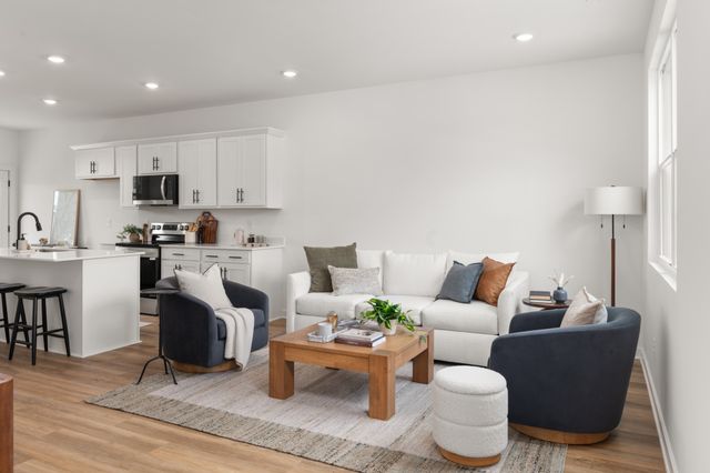 1105 Marlowe Lndg, Nashville, TN 37207
