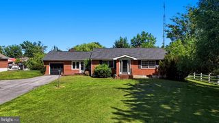 950 WILLIAMSPORT PIKE, Martinsburg, WV 25404
