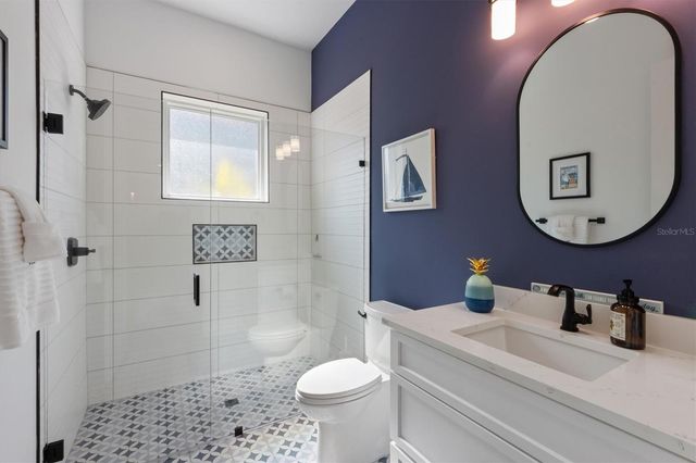 211 81ST STREET B, Holmes Beach, FL 34217