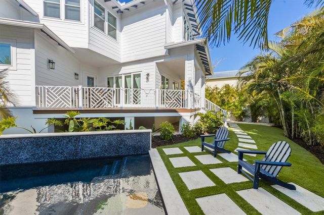 211 81ST STREET B, Holmes Beach, FL 34217