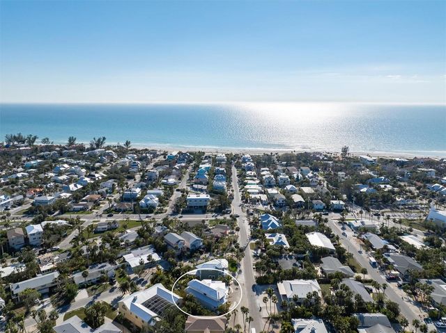 211 81ST STREET B, Holmes Beach, FL 34217