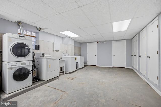 1517 N 15TH ST, Philadelphia, PA 19121