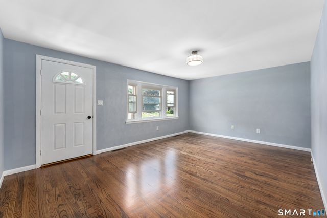 267 Bamford Avenue, Waterbury, CT 06708
