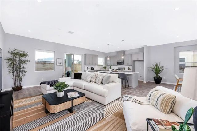 40127 Pevero Court, Palmdale, CA 93551