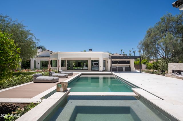 6020 E DOUBLETREE RANCH Road, Paradise Valley, AZ 85253
