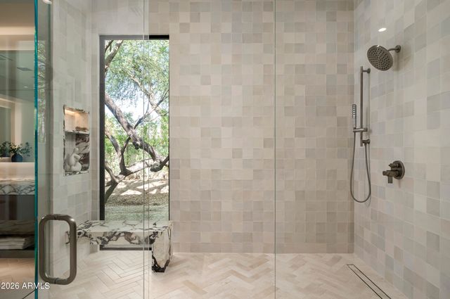6020 E DOUBLETREE RANCH Road, Paradise Valley, AZ 85253