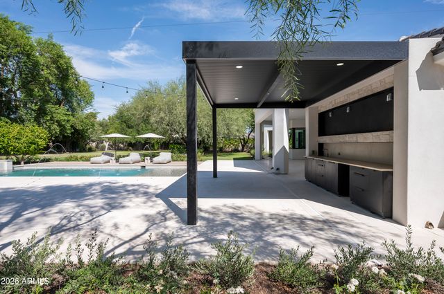 6020 E DOUBLETREE RANCH Road, Paradise Valley, AZ 85253
