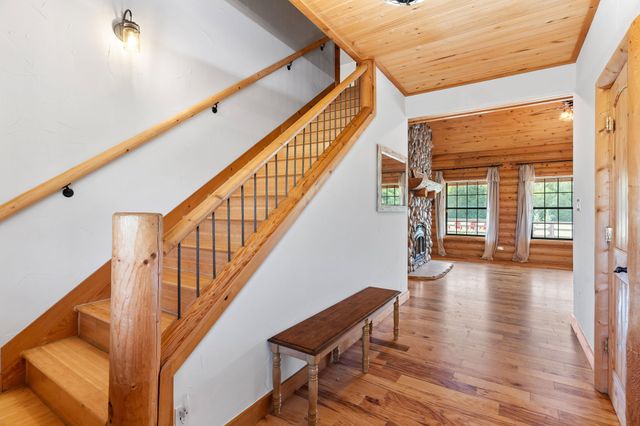 7516 Fm 121, Van Alstyne, TX 75495