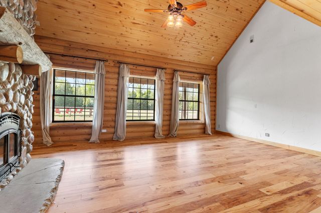 7516 Fm 121, Van Alstyne, TX 75495