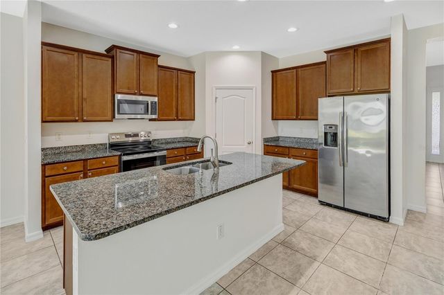 11607 WARREN OAKS PLACE, Riverview, FL 33578