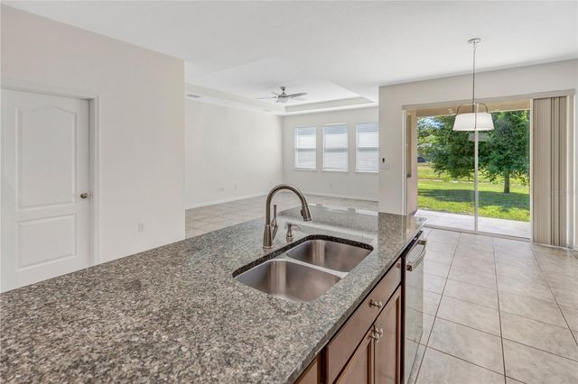 11607 WARREN OAKS PLACE, Riverview, FL 33578