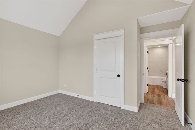 212 Orchard Cove, Snook, TX 77878