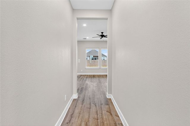 212 Orchard Cove, Snook, TX 77878