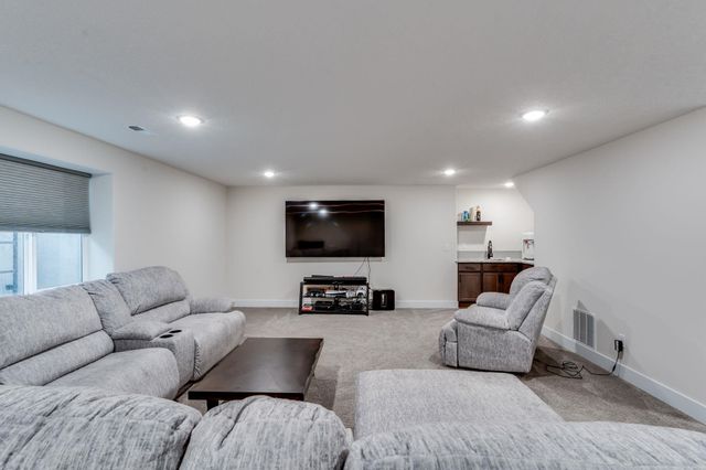 2337 S Nicole, Andover, KS 67002