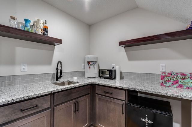 2337 S Nicole, Andover, KS 67002