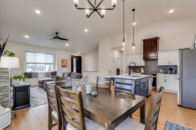 2337 S Nicole, Andover, KS 67002